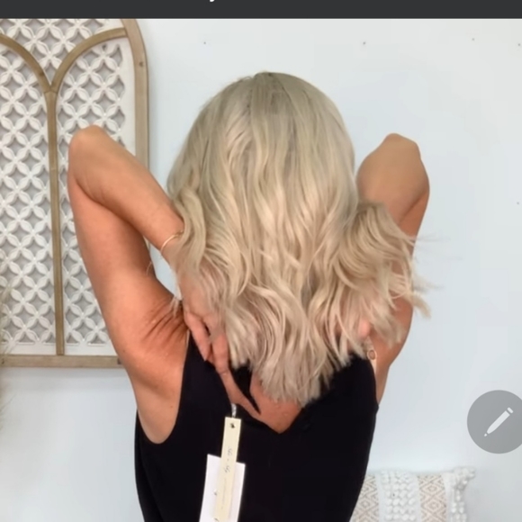 Human hair wig - Picture 2 of 4